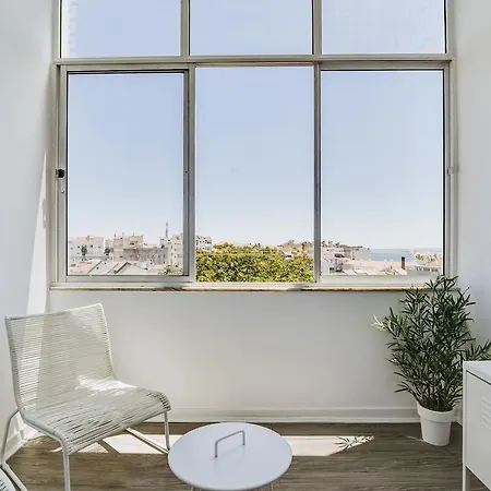 Amazing 3 Bedroom In Historical Graca
