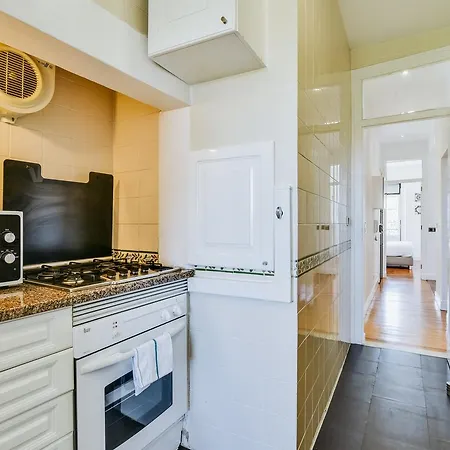 Amazing 3 Bedroom In Historical Graca * Lisboa