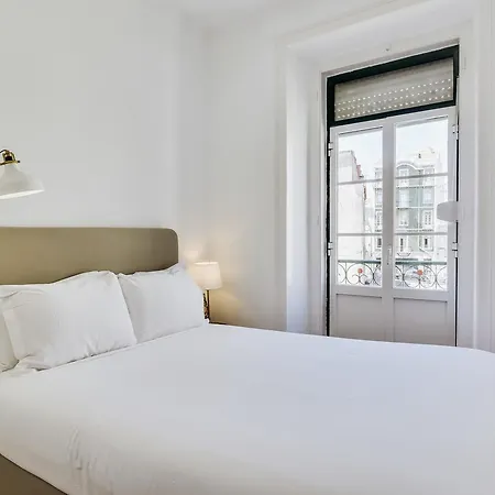 Amazing 3 Bedroom In Historical Graca *