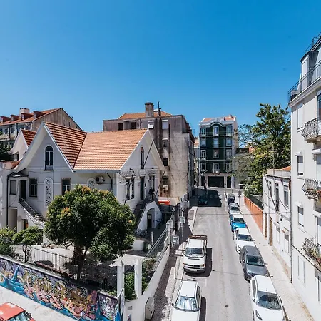 Amazing 3 Bedroom In Historical Graca Apartamento Lisboa